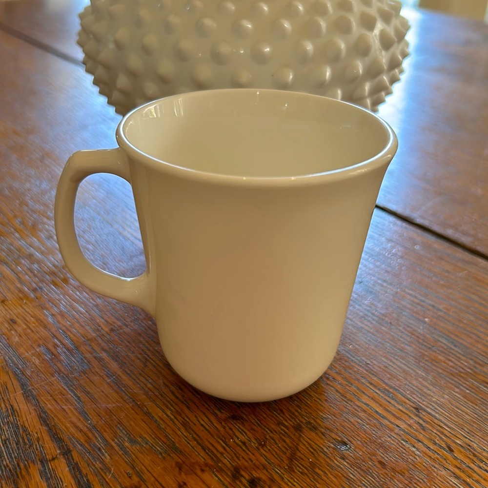CORNING USA Vintage Winter Frost White Coffee Cup